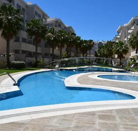 Elegance Apartment *